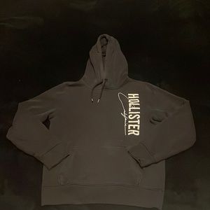 Black Comfy Hollister Hoodie Size M men’s 100% cotton.